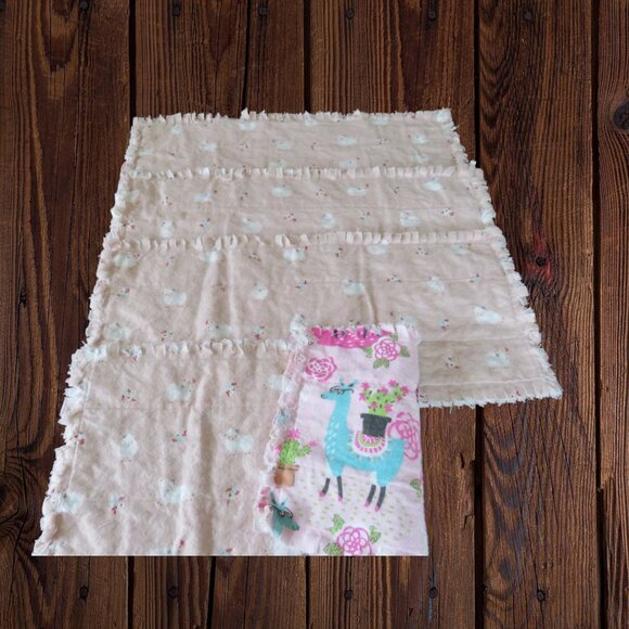 Burp Cloth, Flannel Rag Quilt Style, Reversible Llamas and Sheep, Set of 4 - Picture 8 of 11
